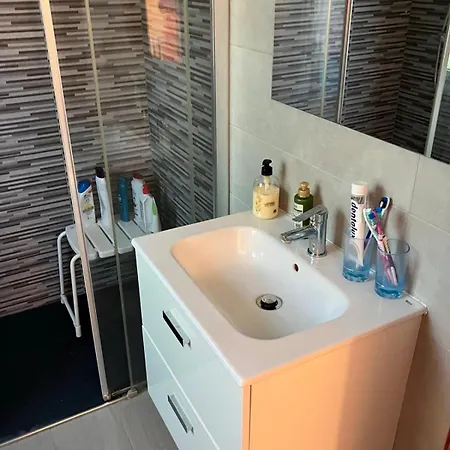 Costa Dorada With Shared Pool And Terrace *